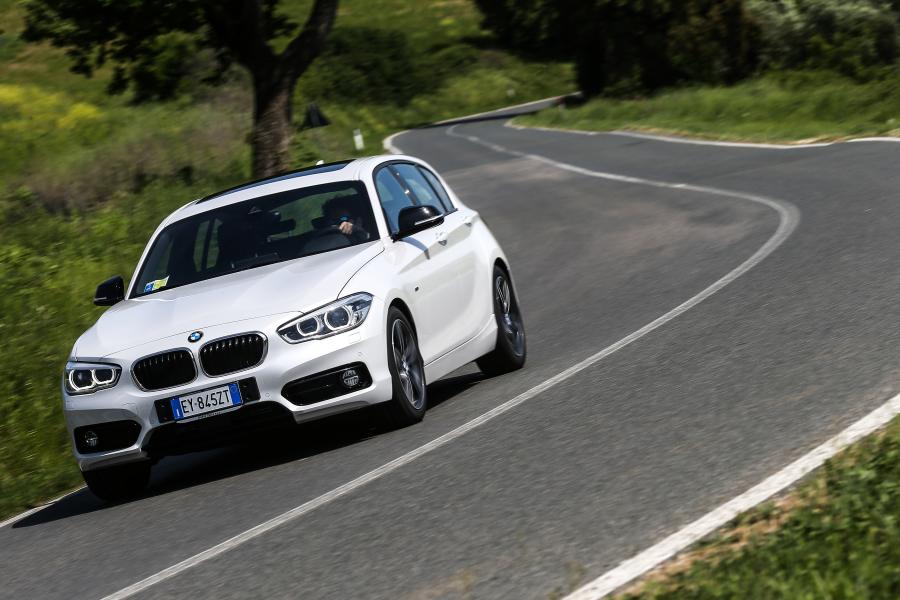  BMW 116d Sport Line 5-Door 2015 года  (фото 10 из 11)